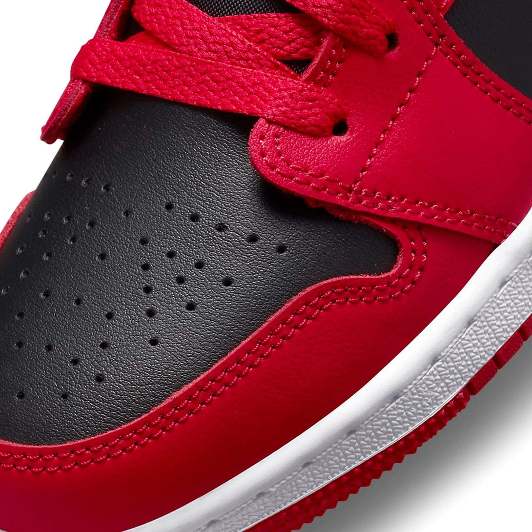 Air Jordan 1 Low GS 'Black Very Berry'- Streetwear Fashion - lacezy.com