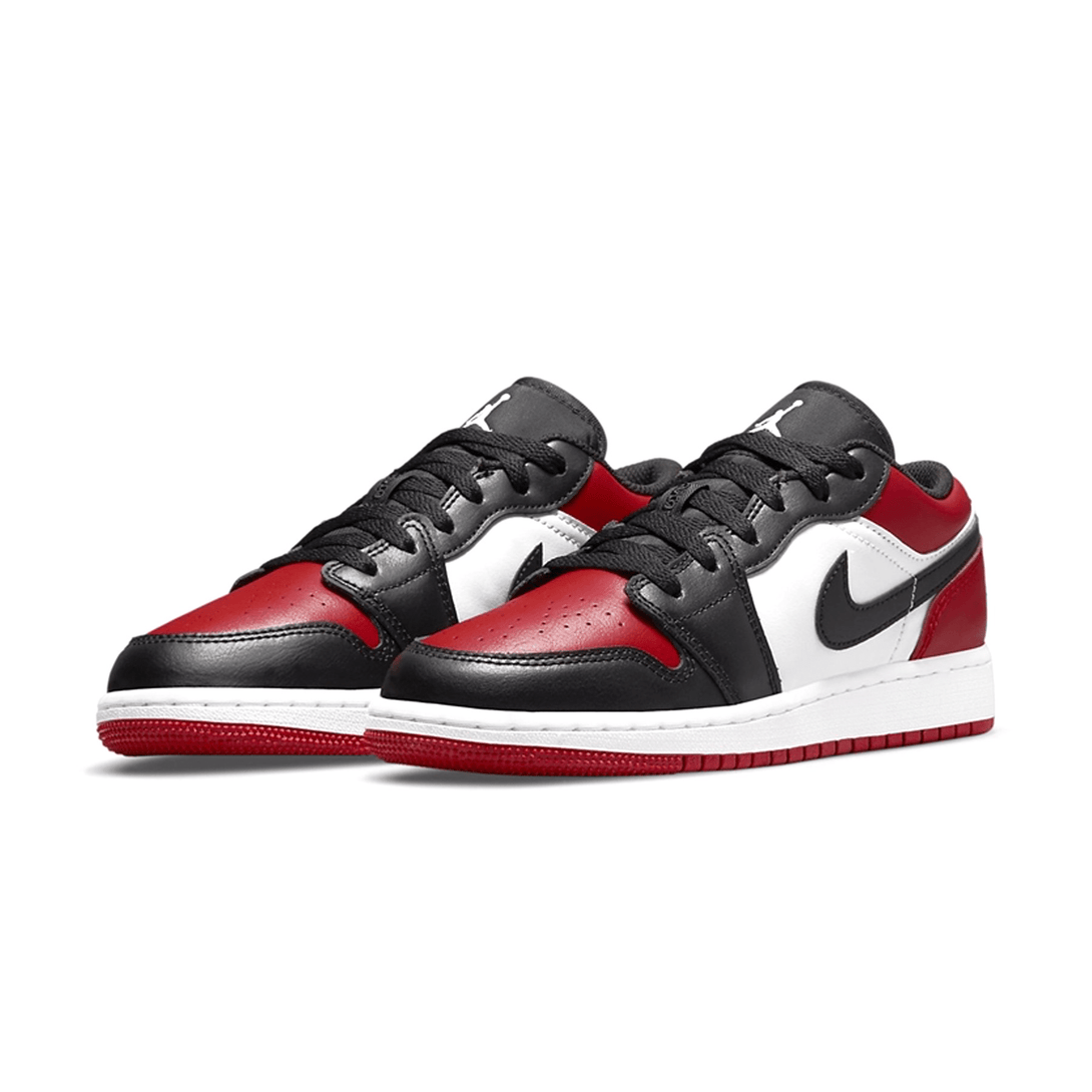 Air Jordan 1 Low GS 'Bred Toe'- Streetwear Fashion - lacezy.com