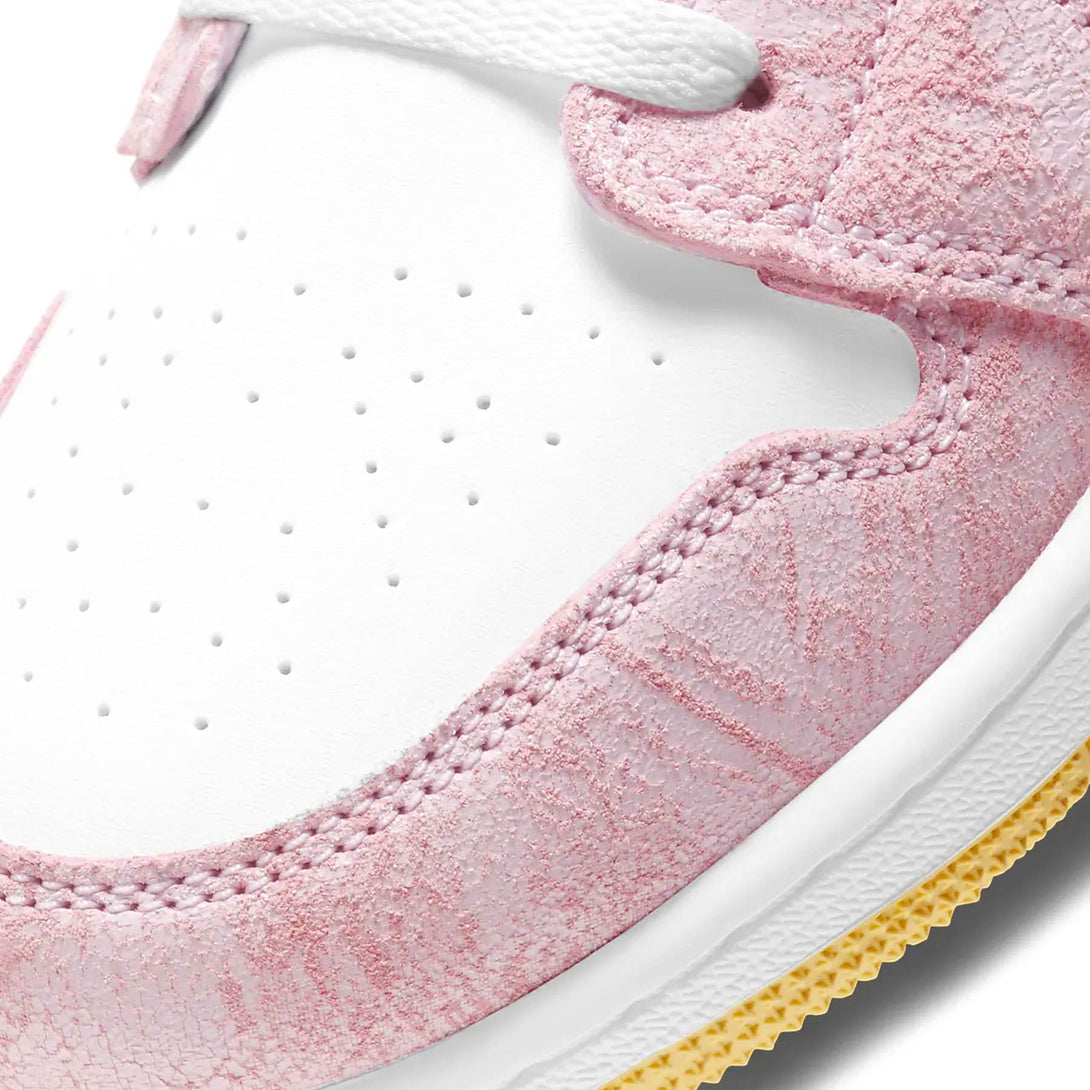 Air Jordan 1 Low GS 'Strawberry Ice Cream'- Streetwear Fashion - lacezy.com