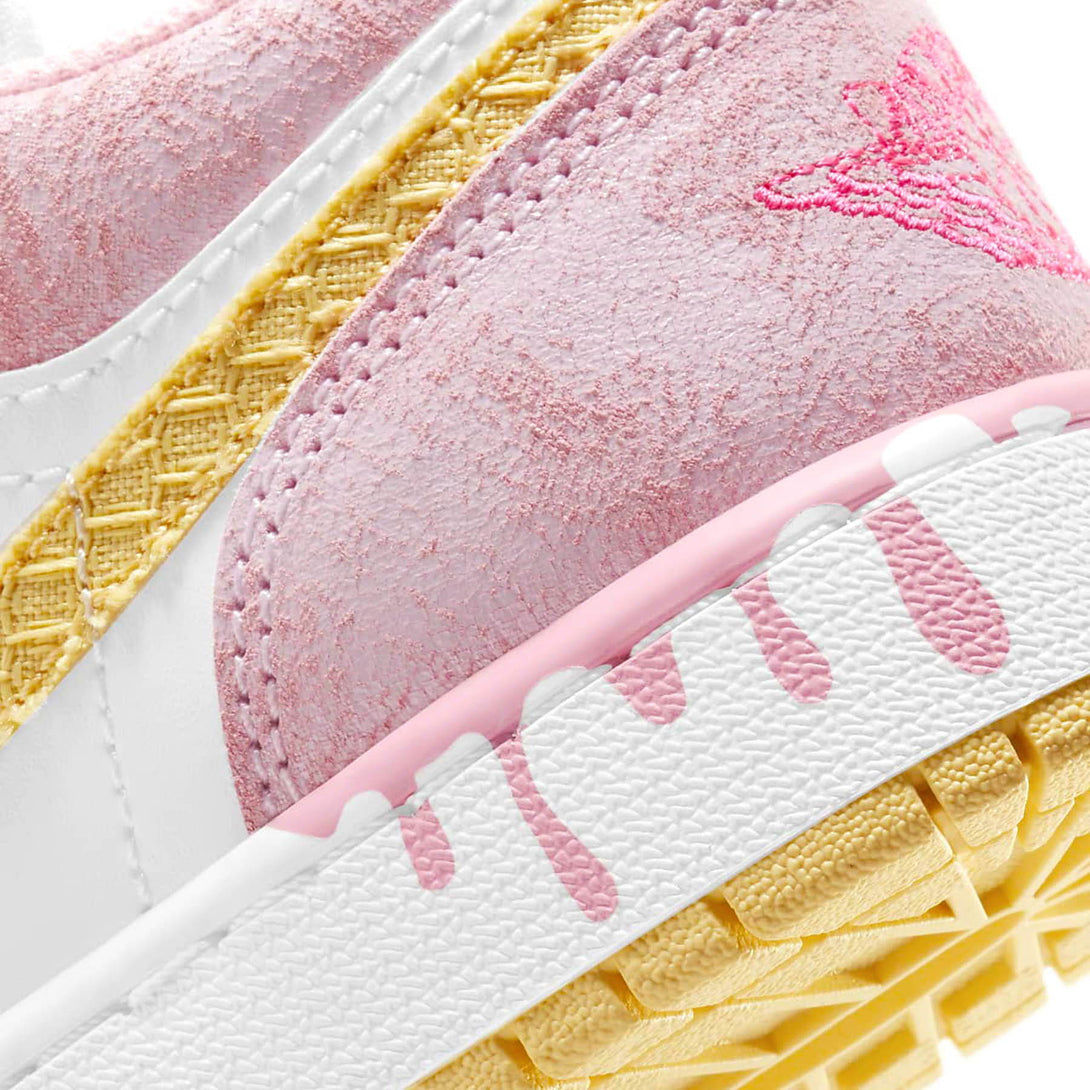 Air Jordan 1 Low GS 'Strawberry Ice Cream'- Streetwear Fashion - lacezy.com