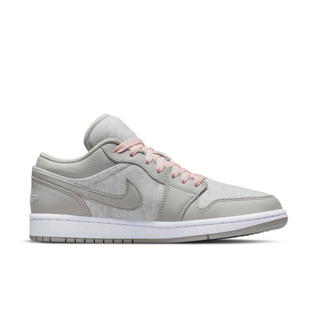 Air Jordan 1 Low SE 'Light Iron Ore'- Streetwear Fashion - lacezy.com