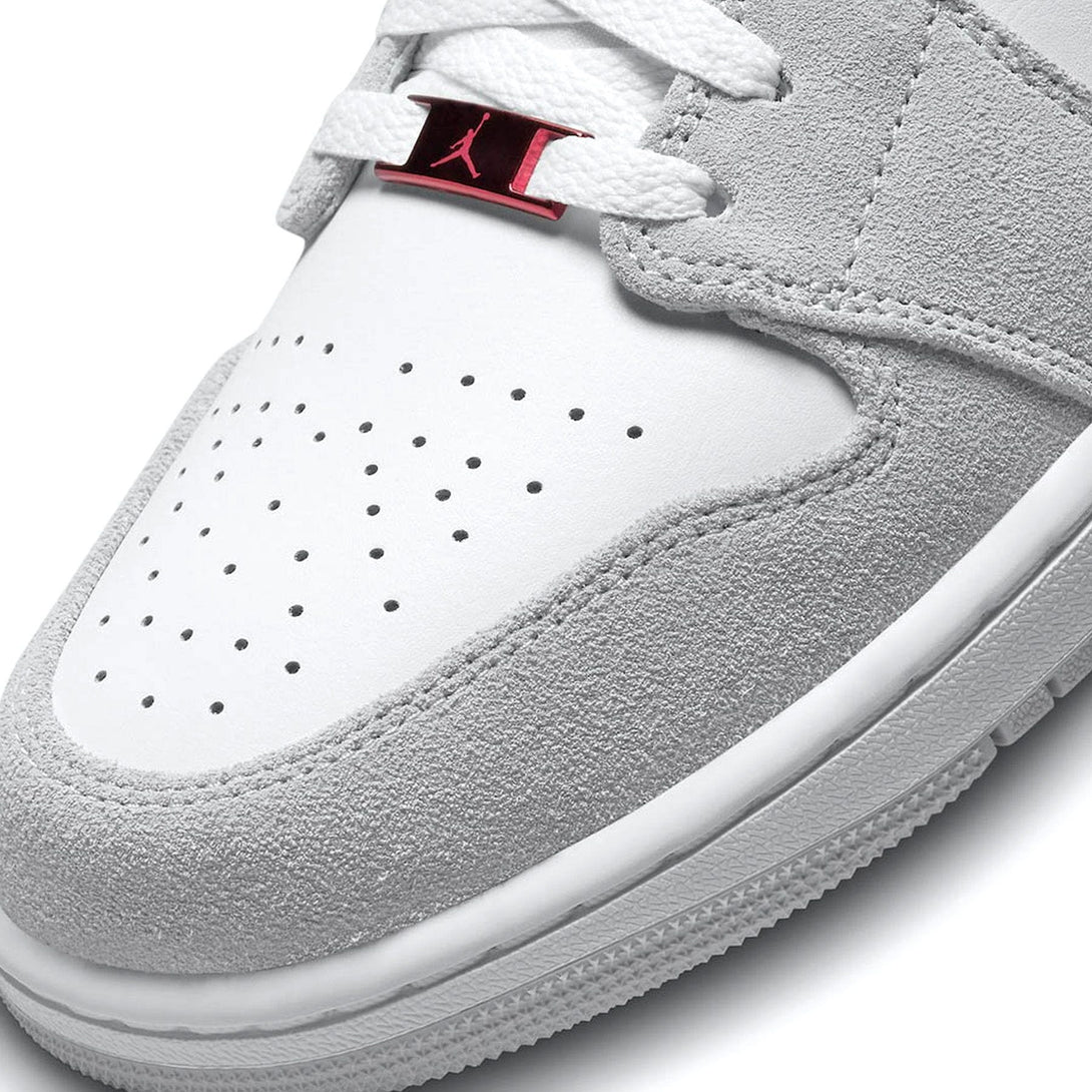 Air Jordan 1 Low SE 'Light Smoke Grey Gym Red'- Streetwear Fashion - lacezy.com