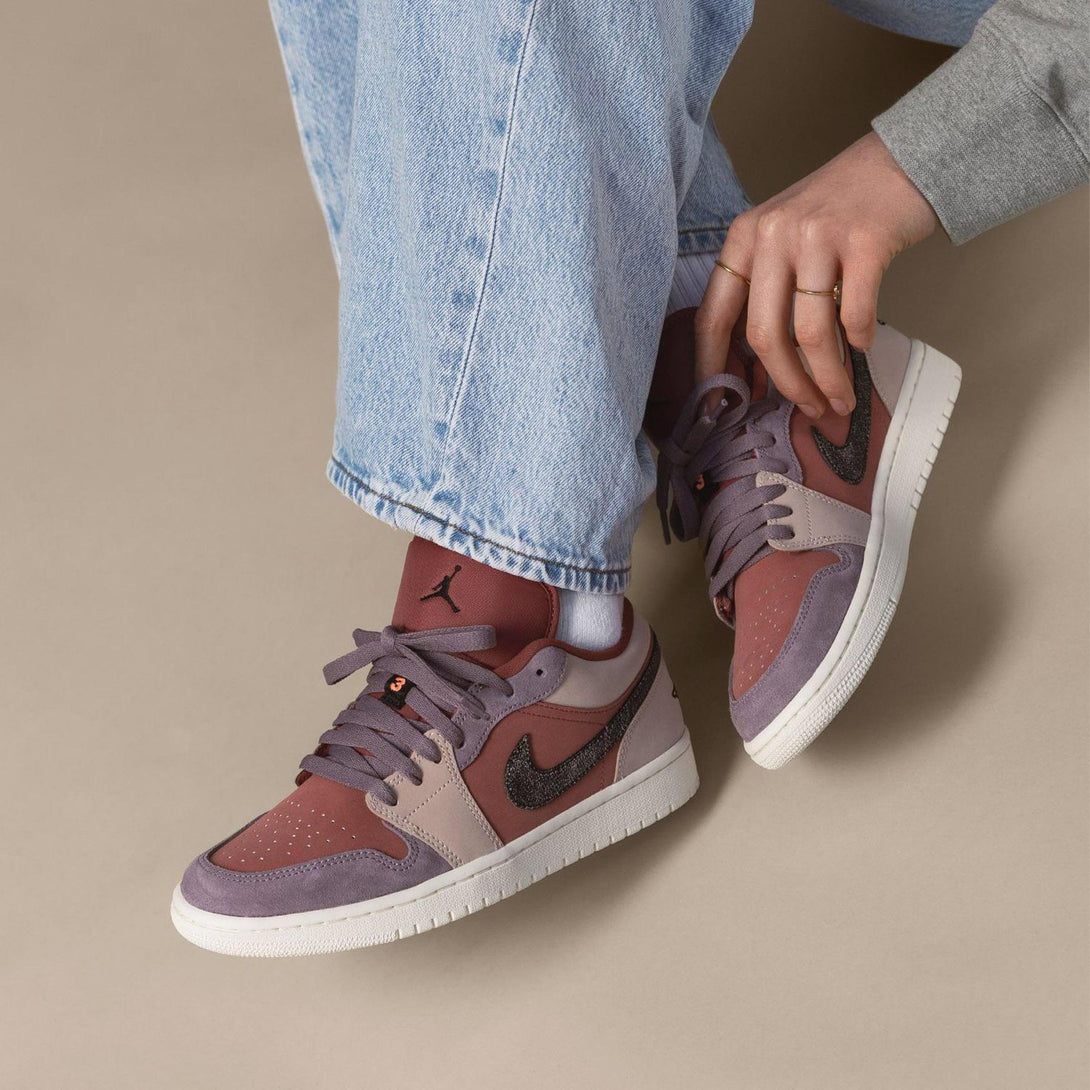 Air Jordan 1 Low Wmns 'Canyon Rust'- Streetwear Fashion - lacezy.com