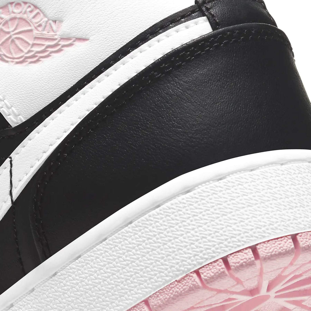 Air Jordan 1 Mid GS 'Arctic Punch'- Streetwear Fashion - lacezy.com