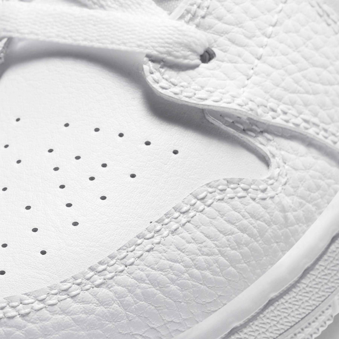 Air Jordan 1 Mid GS 'Triple White'- Streetwear Fashion - lacezy.com