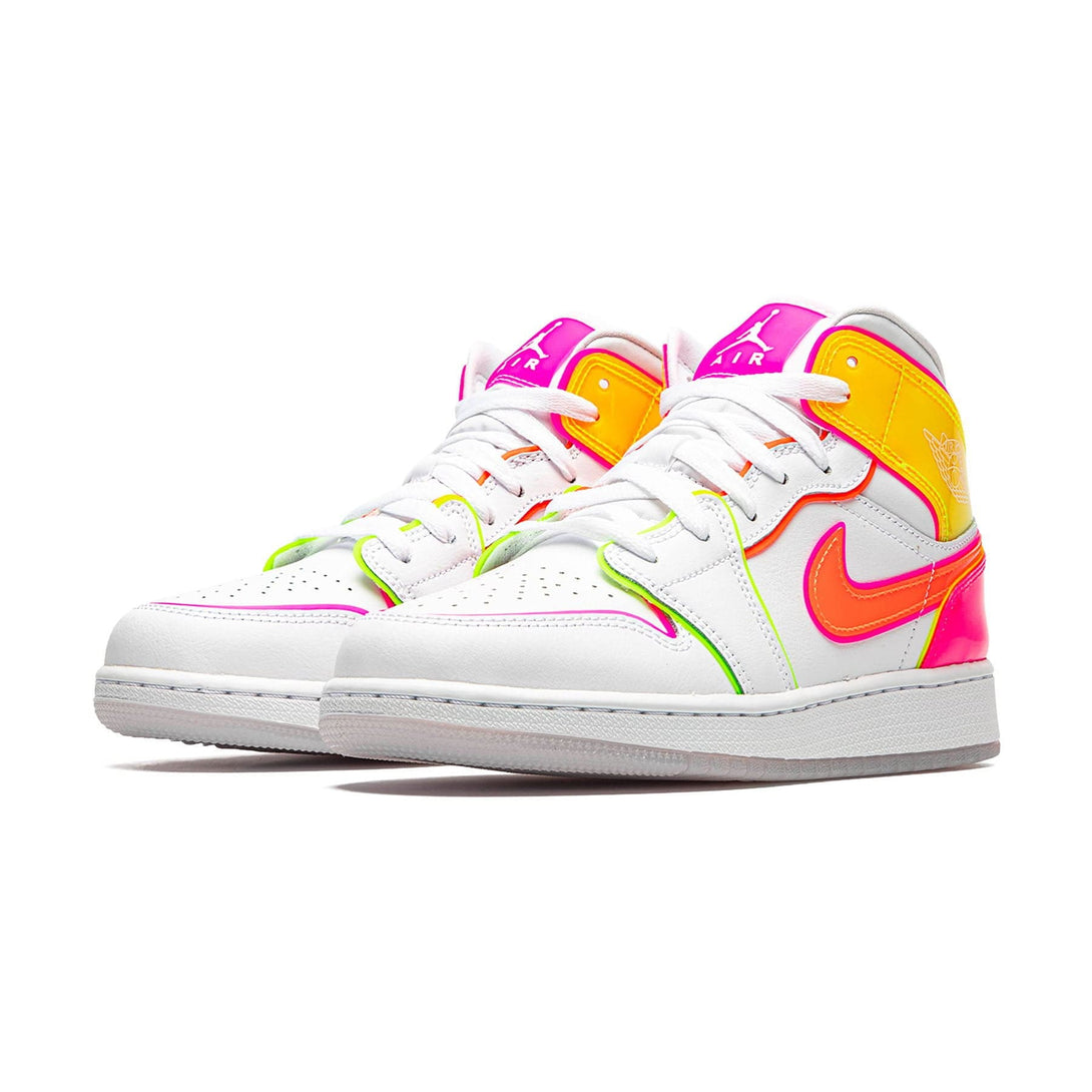 Air Jordan 1 Mid SE GS 'Edge Glow'- Streetwear Fashion - lacezy.com