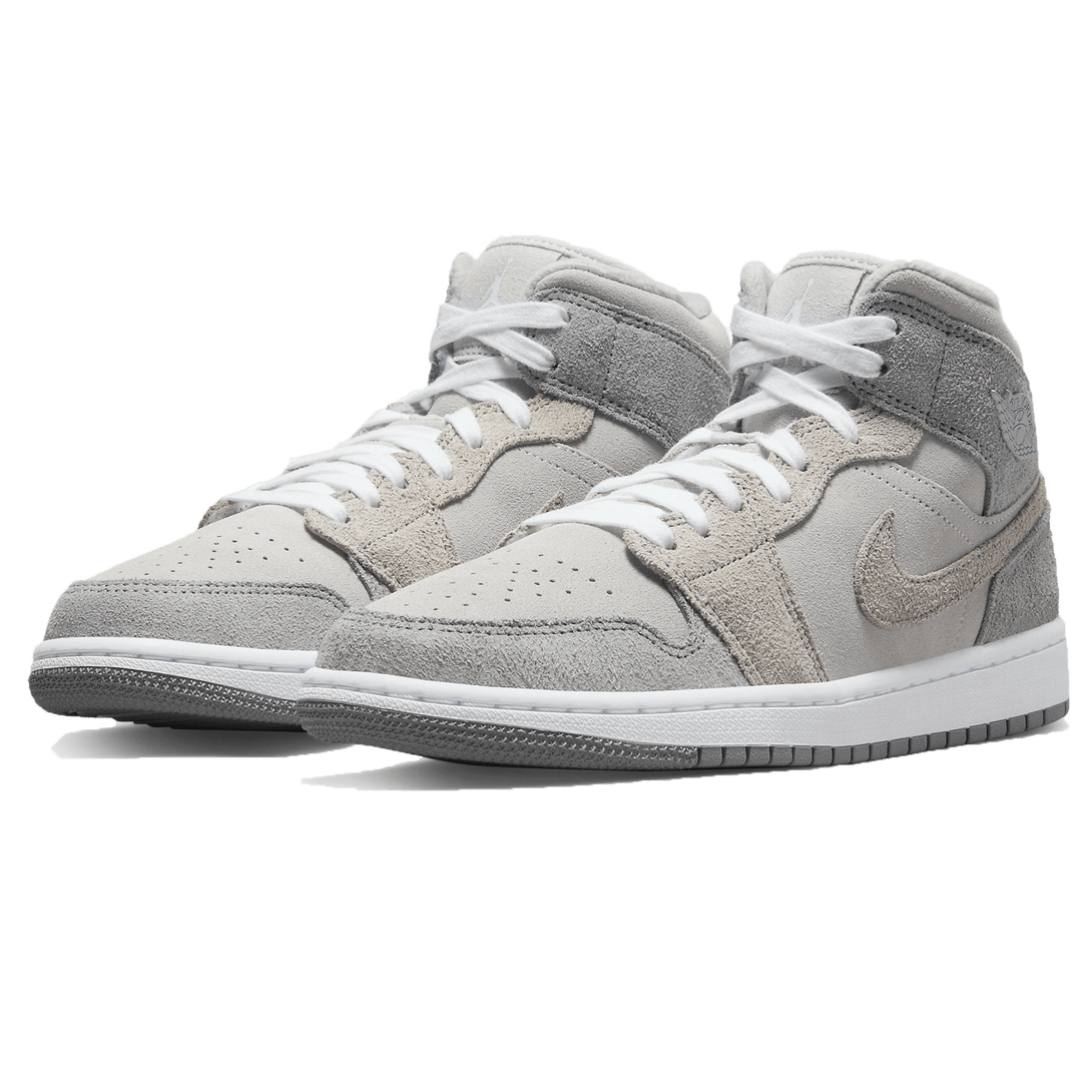 Air Jordan 1 Mid SE Wmns 'Particle Grey'- Streetwear Fashion - lacezy.com