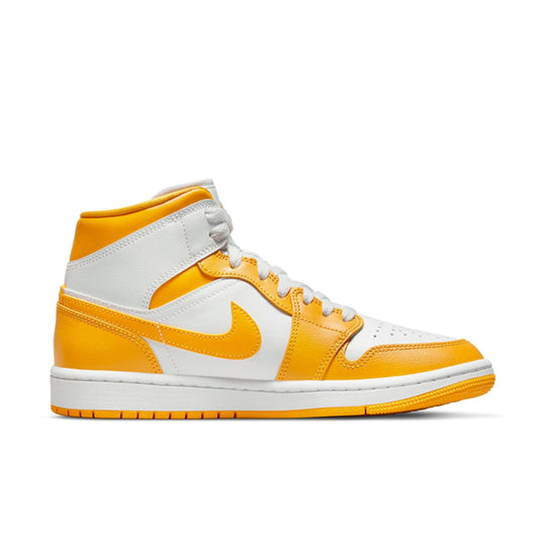 Air Jordan 1 Mid 'University Gold' Wmns- Streetwear Fashion - lacezy.com