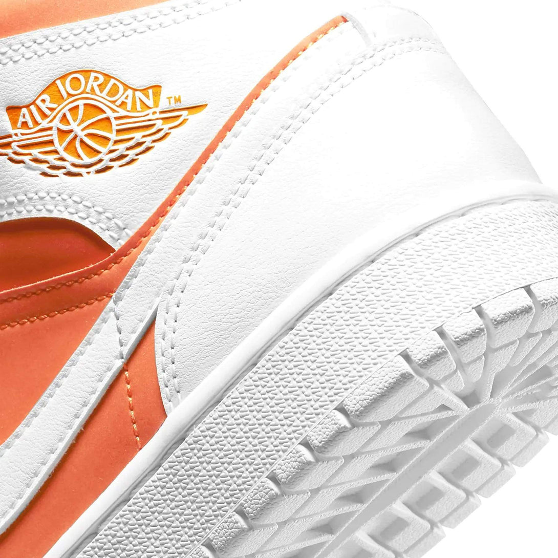 Air Jordan 1 Mid Wmns SE 'Bright Citrus'- Streetwear Fashion - lacezy.com