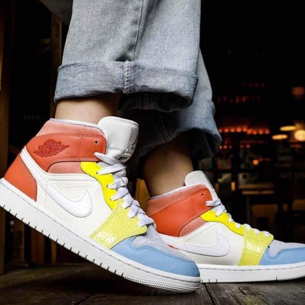 Air Jordan 1 Mid Wmns 'To My First Coach'- Streetwear Fashion - lacezy.com