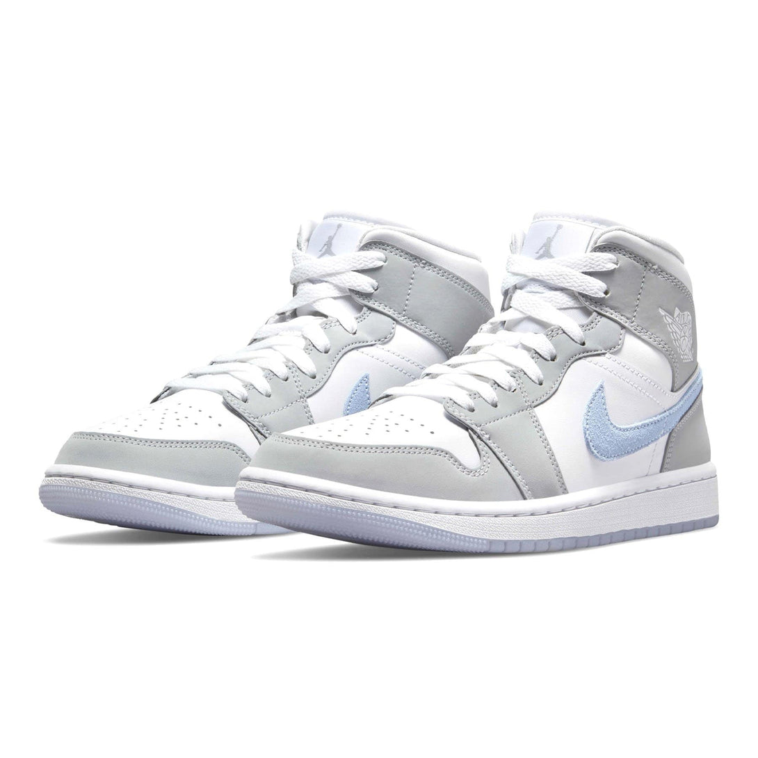 Air Jordan 1 Mid Wmns 'White Wolf Grey'- Streetwear Fashion - lacezy.com