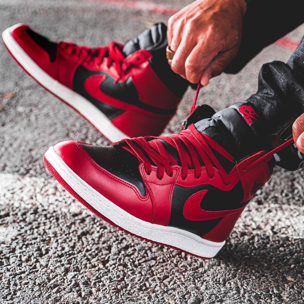 Air Jordan 1 Retro High '85 'Varsity Red'- Streetwear Fashion - lacezy.com