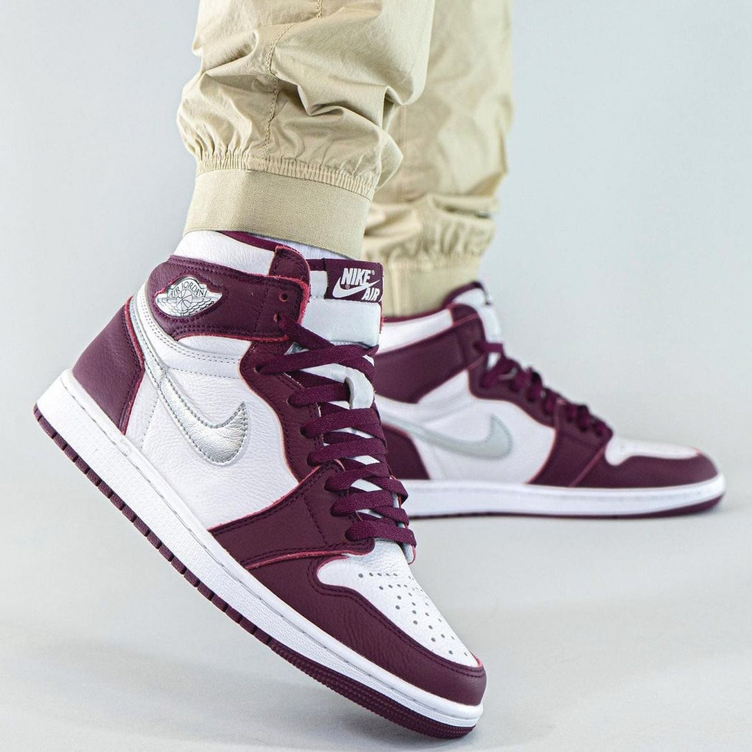 Air Jordan 1 Retro High OG 'Bordeaux'- Streetwear Fashion - lacezy.com