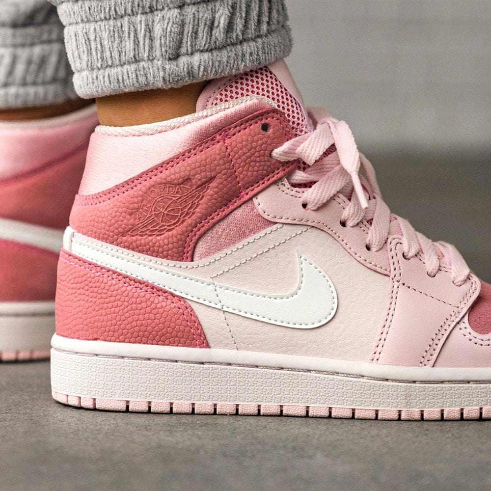 Air Jordan 1 WMNS Mid “Digital Pink”- Streetwear Fashion - lacezy.com