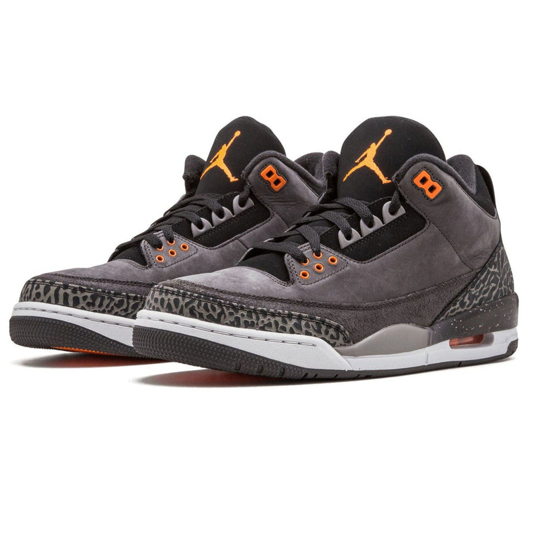 Air Jordan 3 Retro 'Fear'- Streetwear Fashion - lacezy.com