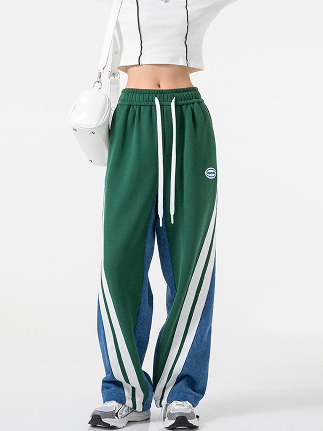 Lacezy - Contrast Corduroy Sweatpants- Streetwear Fashion - lacezy.com