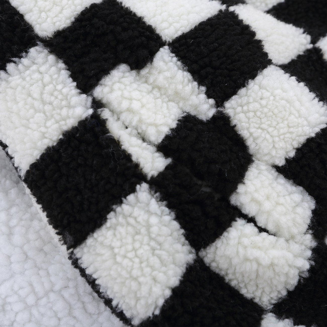 Lacezy - Flocking Letters Checkerboard Sherpa Winter Coat- Streetwear Fashion - lacezy.com