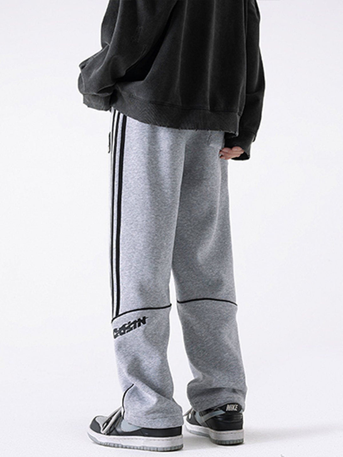 Lacezy - Side Stripe Sweatpants- Streetwear Fashion - lacezy.com