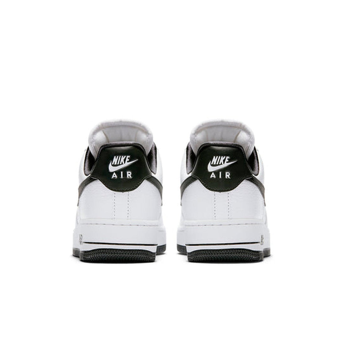 Nike Air Force 1 '07 SE 'White Black'- Streetwear Fashion - lacezy.com