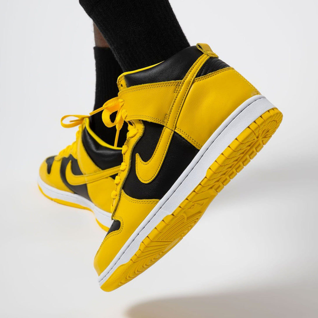 Nike Dunk High SP 'Iowa' 2020- Streetwear Fashion - lacezy.com