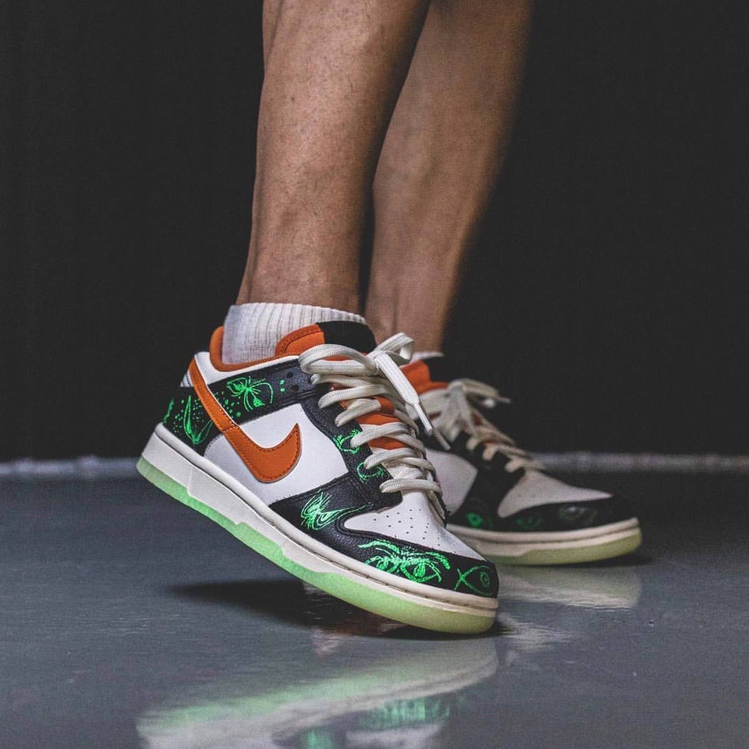 Nike Dunk Low Premium 'Halloween'- Streetwear Fashion - lacezy.com