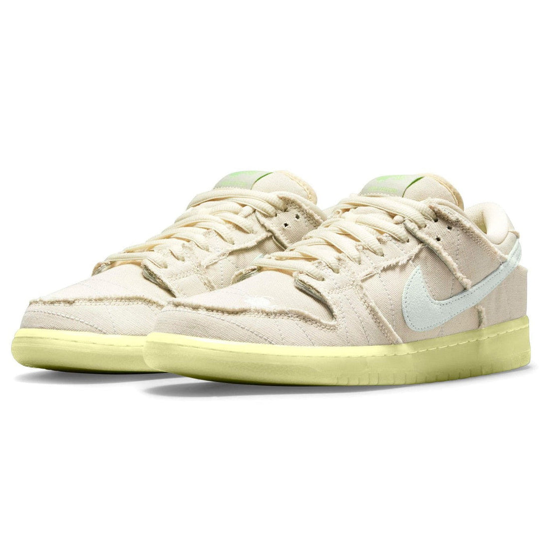 Nike Dunk Low SB 'Mummy'- Streetwear Fashion - lacezy.com