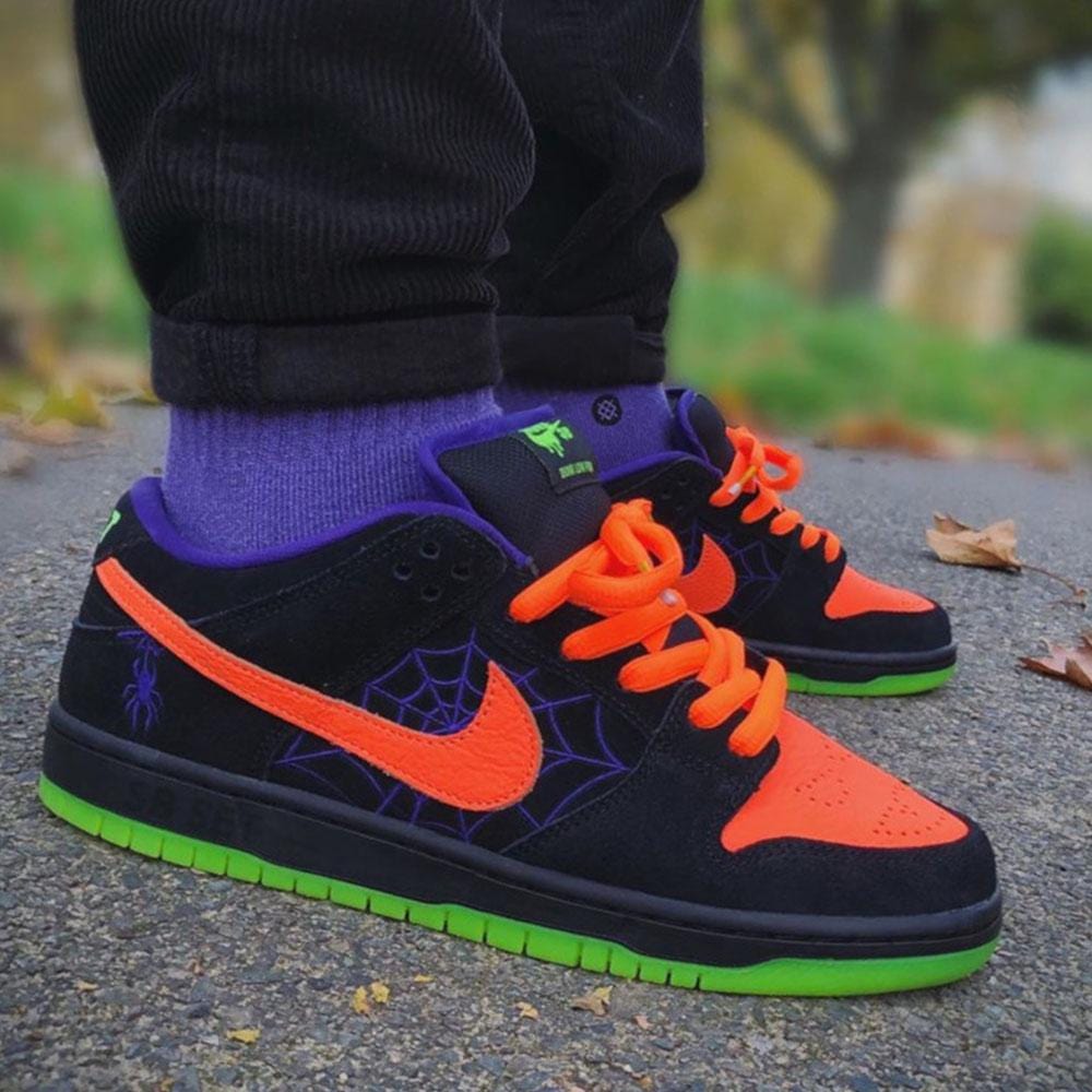 Nike Dunk Low SB 'Night of Mischief'- Streetwear Fashion - lacezy.com