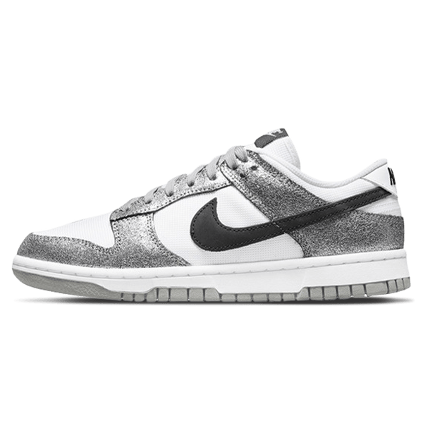 Nike Dunk Low Wmns 'Golden Gals'- Streetwear Fashion - lacezy.com