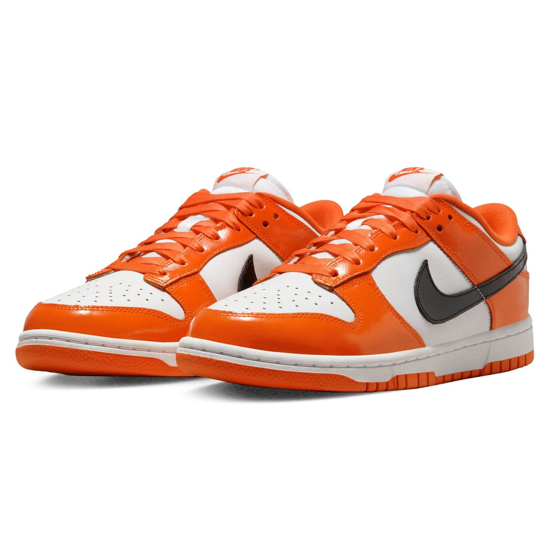 Nike Dunk Low Wmns 'Halloween'- Streetwear Fashion - lacezy.com