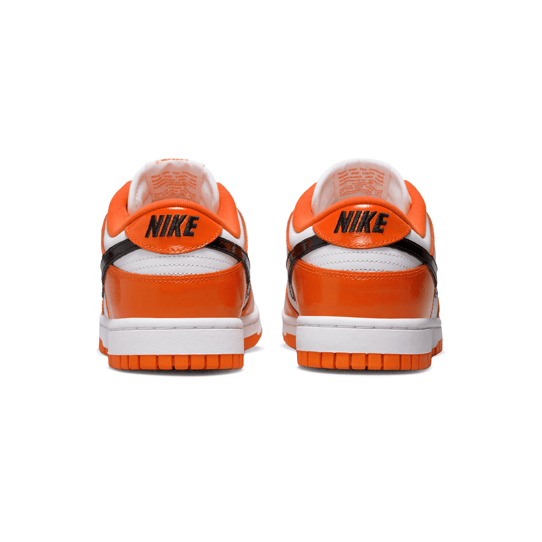 Nike Dunk Low Wmns 'Halloween'- Streetwear Fashion - lacezy.com