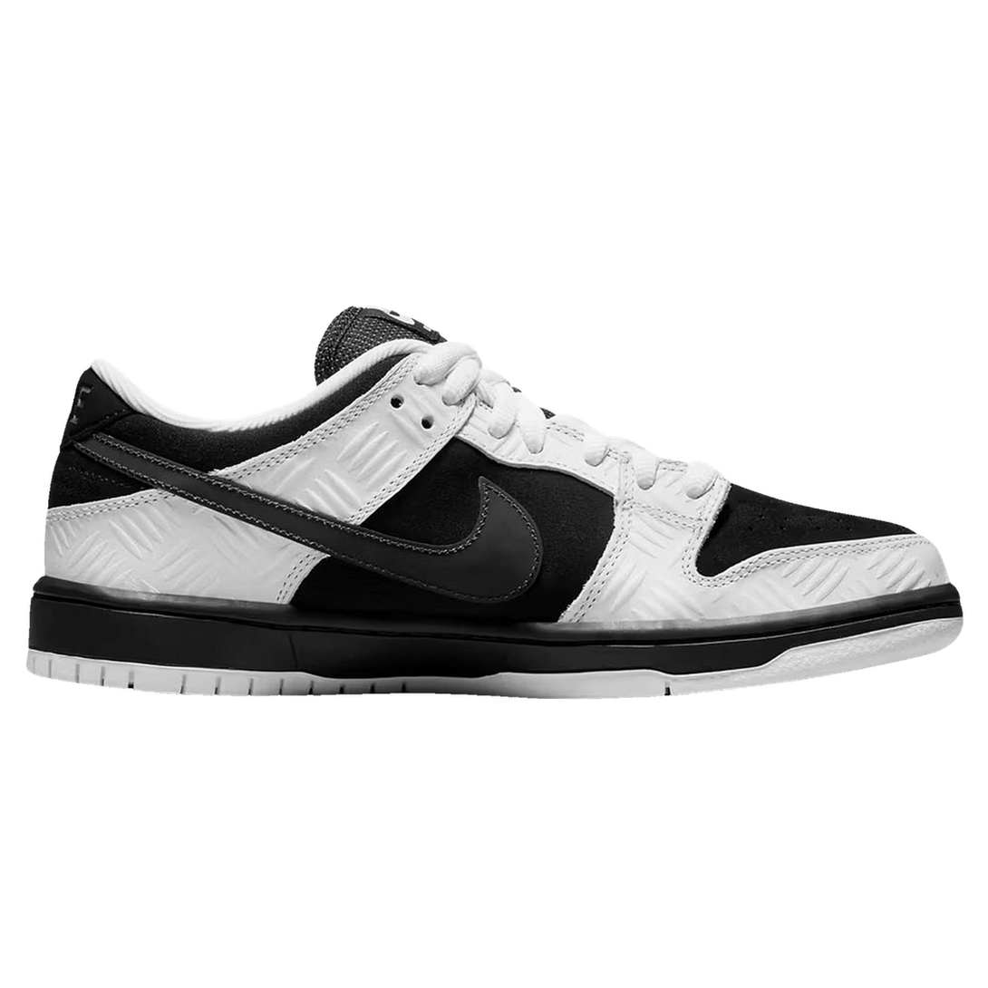 Nike Dunk SB Low Tightbooth- Streetwear Fashion - lacezy.com